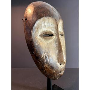 Democratic Republic Of Congo, Lega Culture, Traditional Mask From The