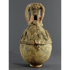 Nigeria, Cham-mwana People, 19th Century, Kwandalha Anthropomorphic Vessel.