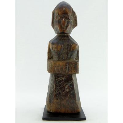 India, XIXth Century Or Anterior, Statuette Deity In Carved Wood.