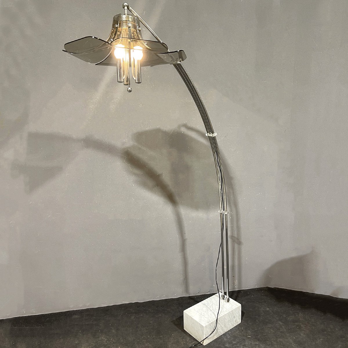 Lampada da terra ad arco Max Ingrand Fontana Arte, Italia, anni '70