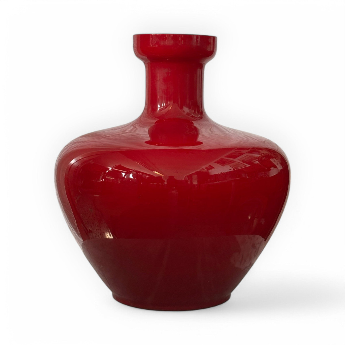 Vaso di design in vetro di Murano rosso rubino anni ’60
