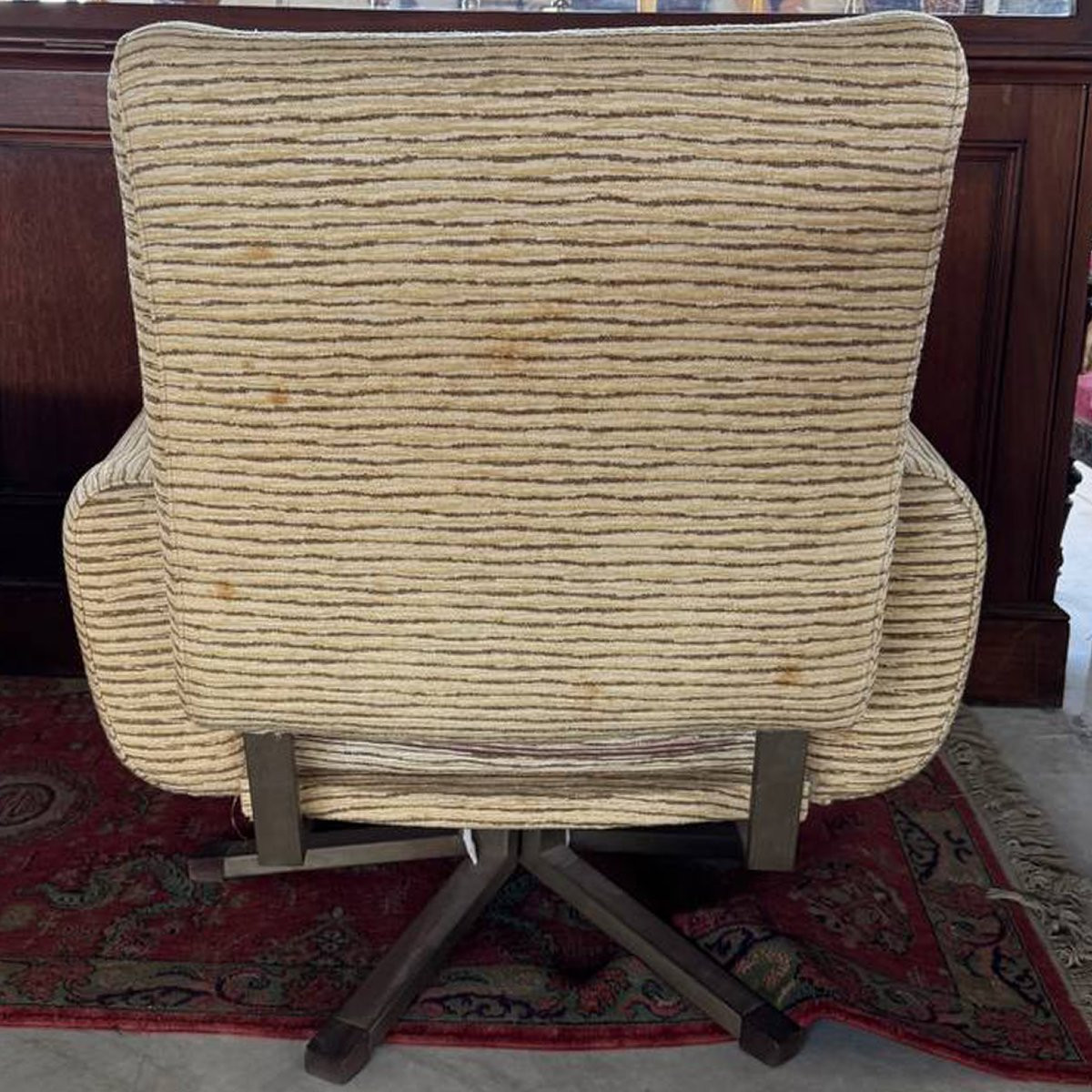 Coppia di poltrone design anni ’60 girevoli-photo-3