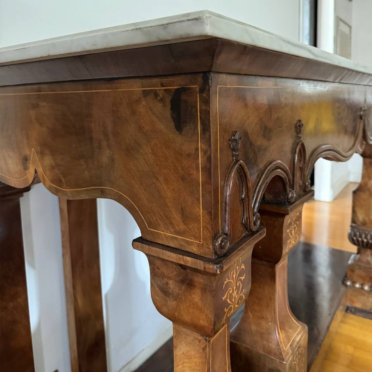 Grande Consolle Napoletana “Smith” in Piuma di Mogano Intarsiata – Inizio XIX Secolo-photo-4
