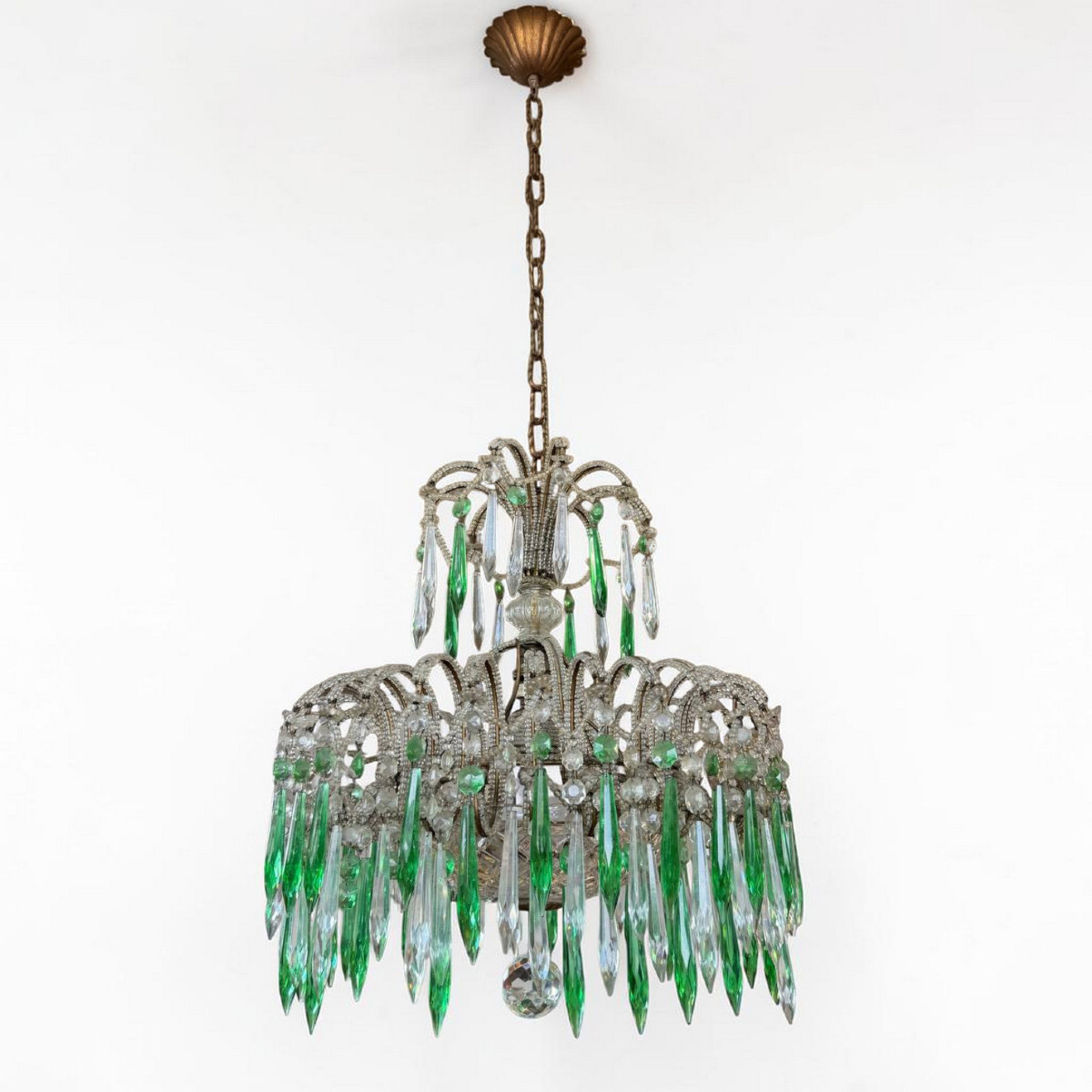lampadario italiano in cristallo e pendenti verdi, anni ’40 / ’50