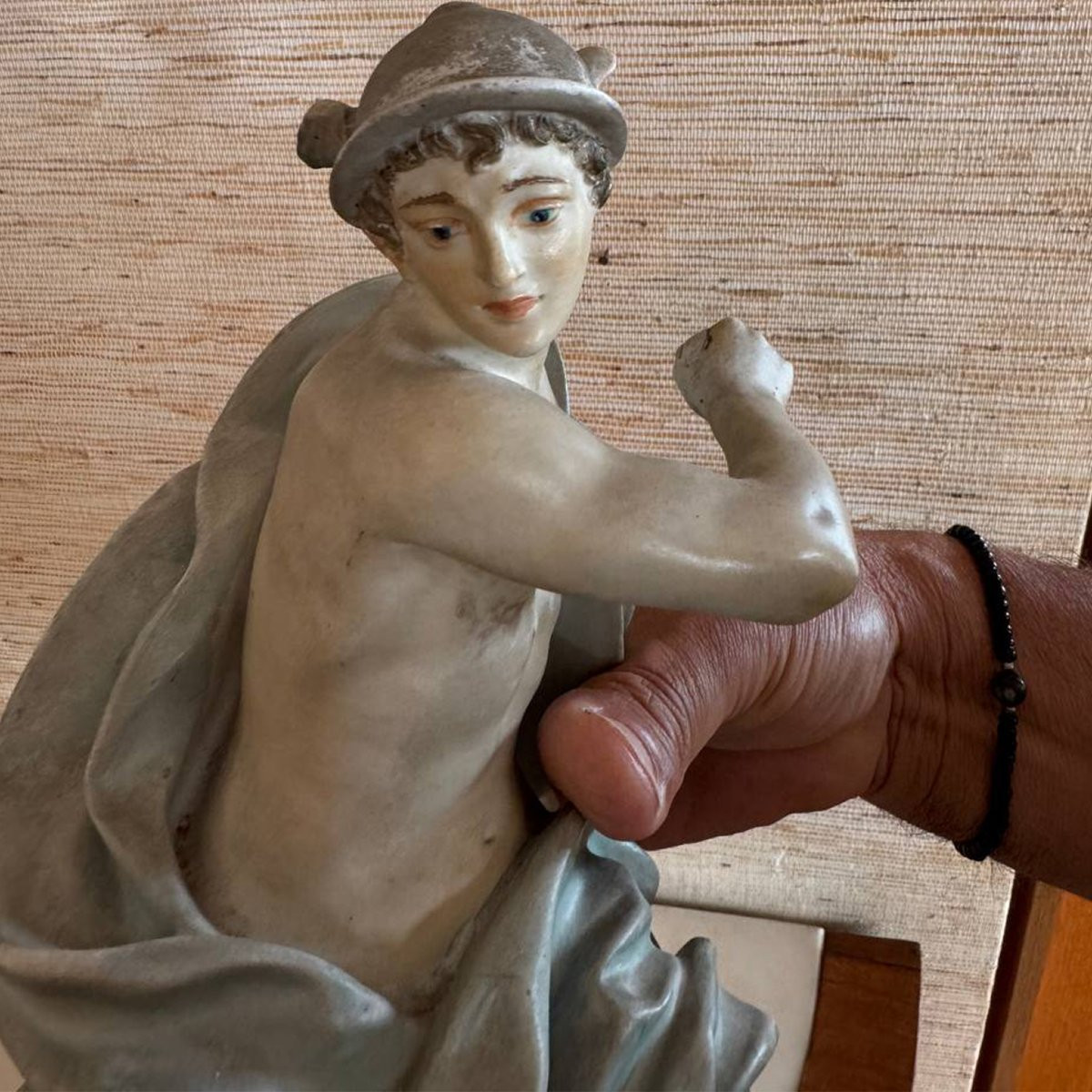 Importante gruppo in porcellana di Capodimonte raffigurante Mercurio e Argo-photo-7