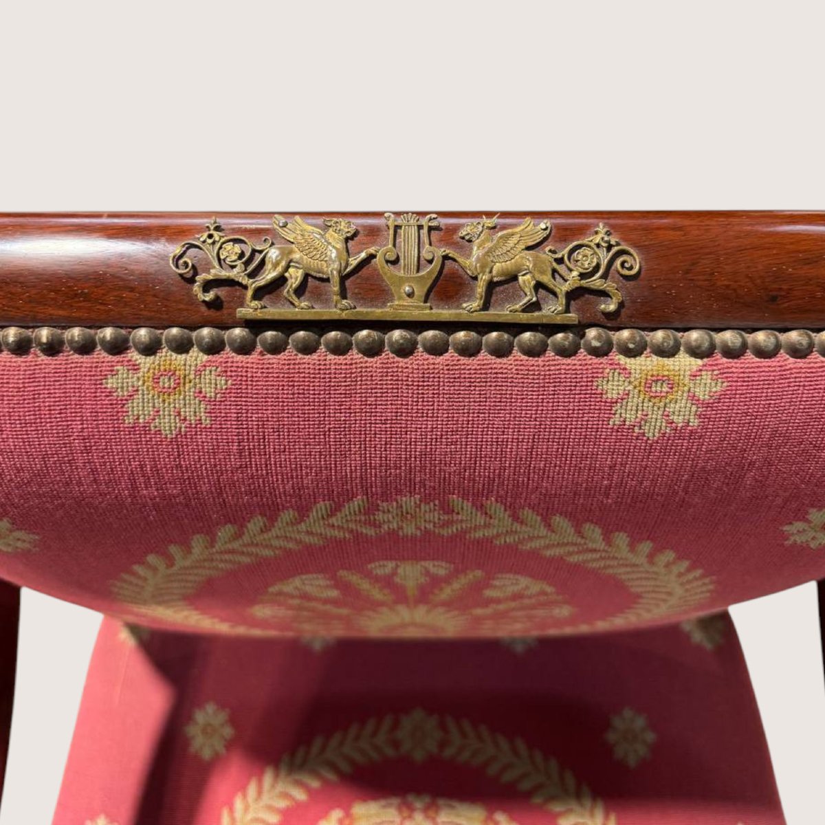 Coppia di poltrone Impero Napoleone III in legno e bronzo dorato-photo-1