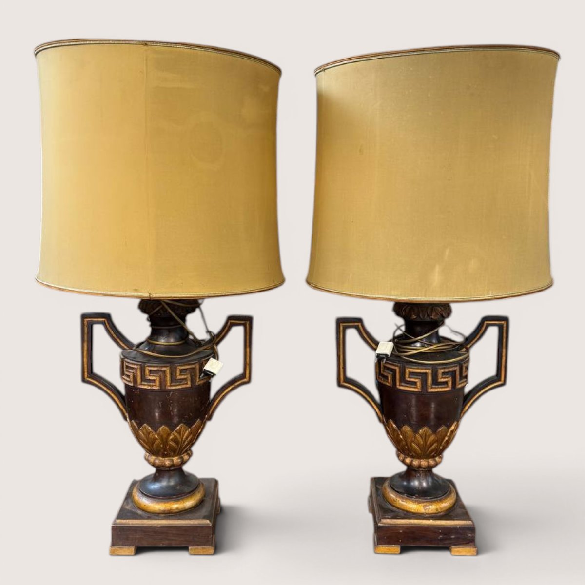 Coppia di lampade da tavolo in stile Impero, primo quarto del XX secolo