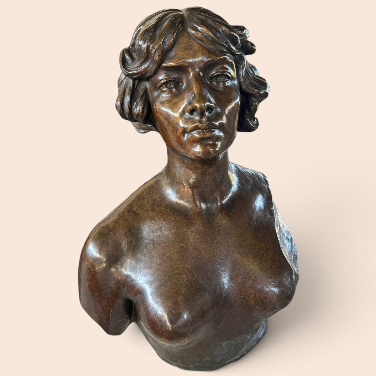 Busto femminile in bronzo patinato, firmato Raffaele Marino-photo-1