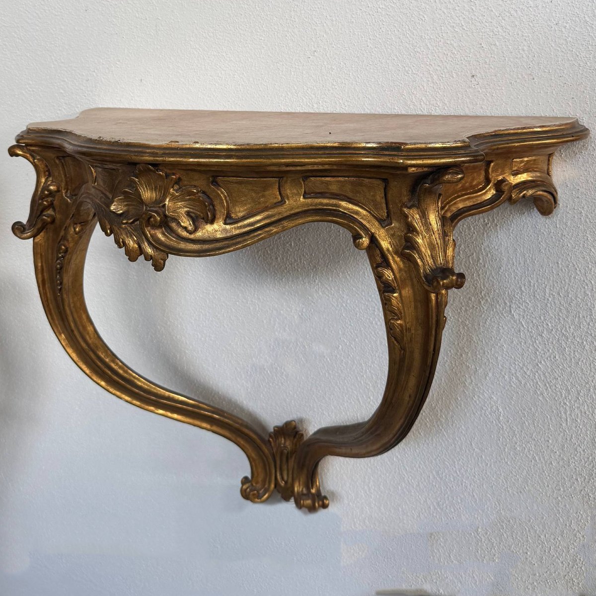 Console da parete in legno dorato