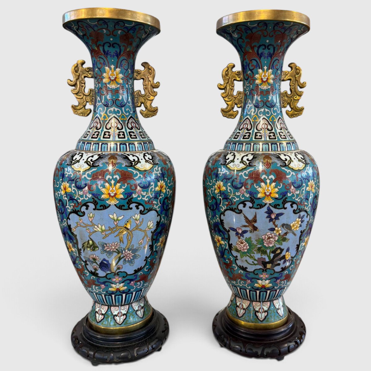 Coppia di vasi cinesi in cloisonné
