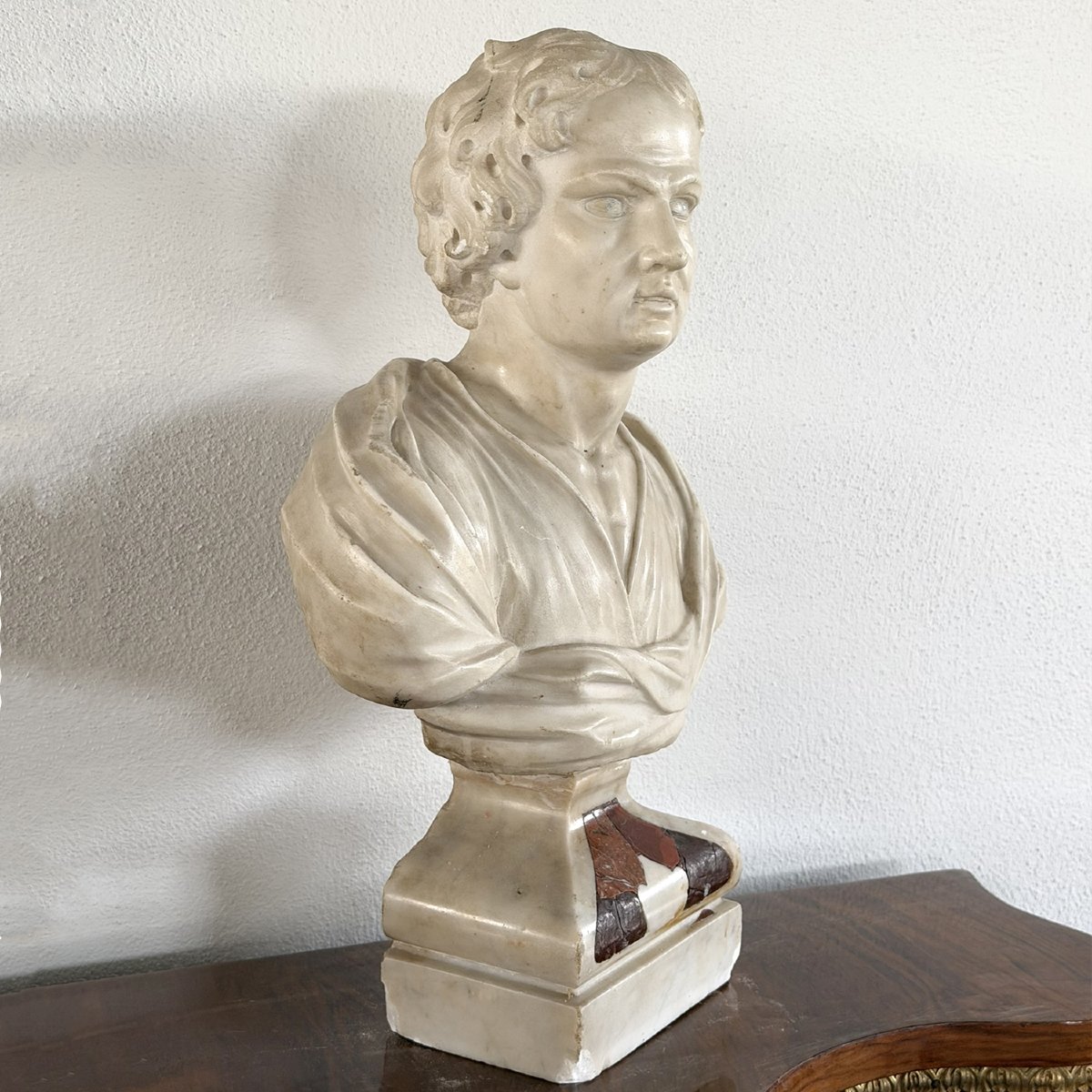 Busto in marmo di Carrara raffigurante Lord Byron, fine XVIII sec.-photo-1