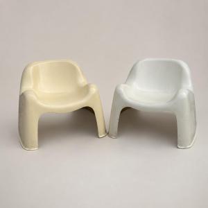 Set di due sedie "Toga" disegnate da Sergio Mazza per Artemide in stile Space Age