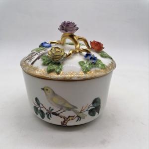 Eighteenth Meissen Porcelain Sugar Bowl