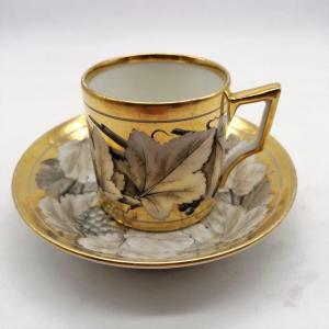 Paris Porcelain Cup Halley - 19th Century