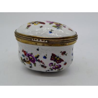 Porcelain Flower Box, Eighteenth