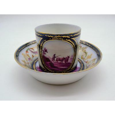 Paris Porcelain Cup Decorated With Rural Scenes - XIXth - Unbranded