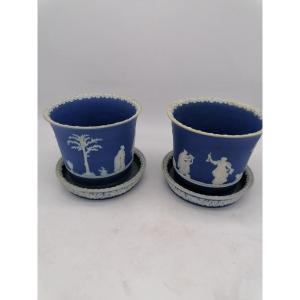 Pair Of Pots  Wedgwood 