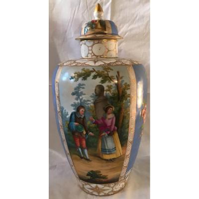 Light Blue Porcelain Covered Pot With Galant Scenes Decorations. Ref: 163