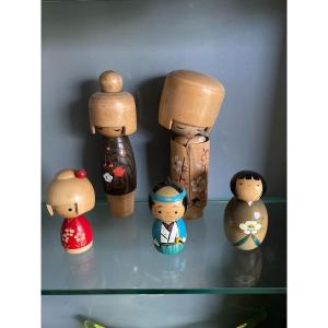 Set Of 5 Japanese Kokeshi Dolls Circa 1970