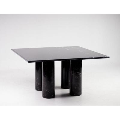 Table à dîner en marbre noir 