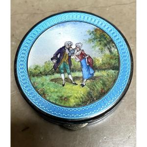 Guilloché And Enameled Silver Powder Compact, Depicting A Gallant Scene. Early 20th Century