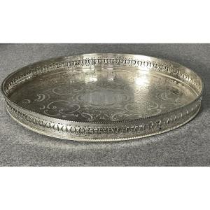 Early 20th Century English Silver Tea Tray Engraved With Arabesques 
