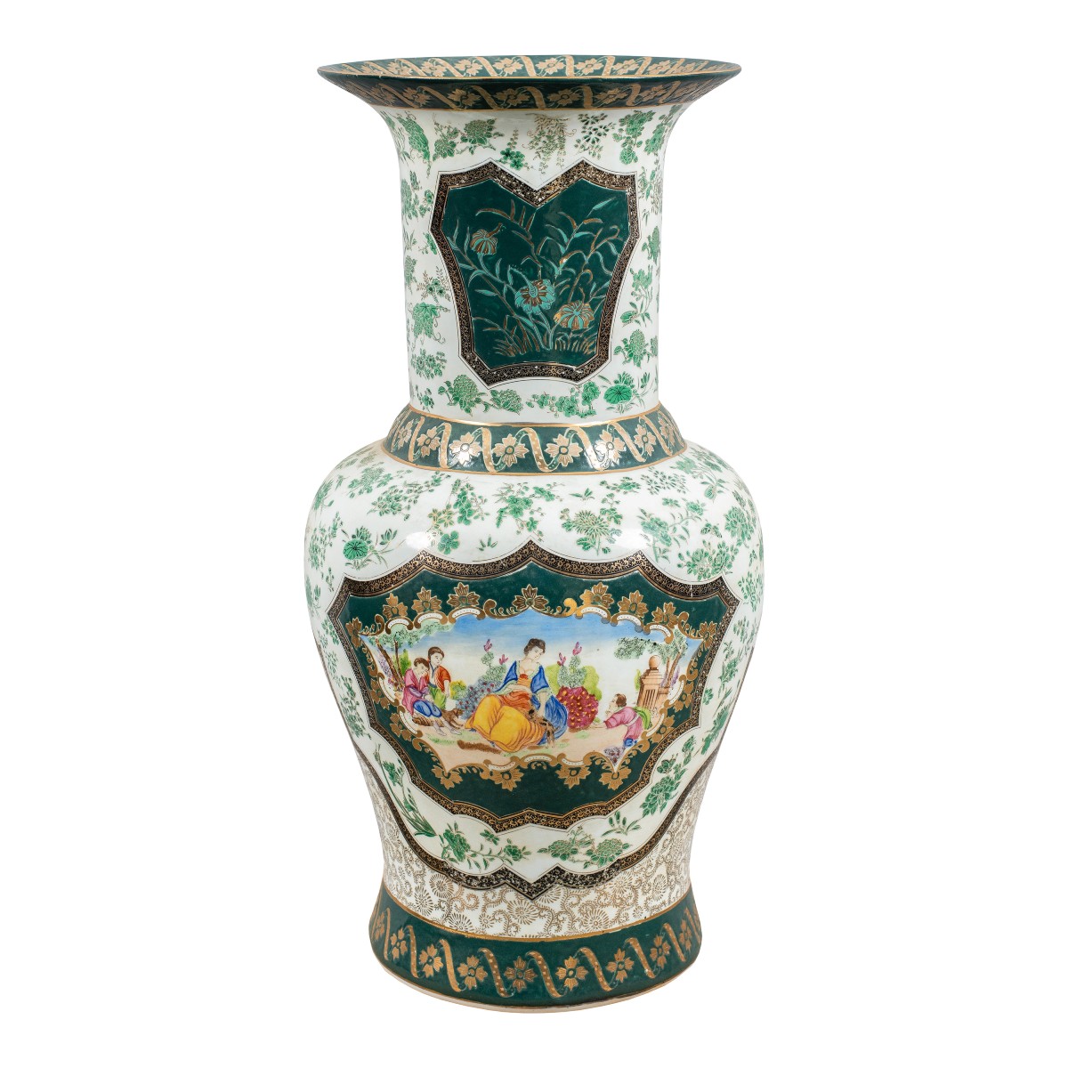 Vaso da centro in porcellana dipinta. Canton Cina, inizi XX secolo.