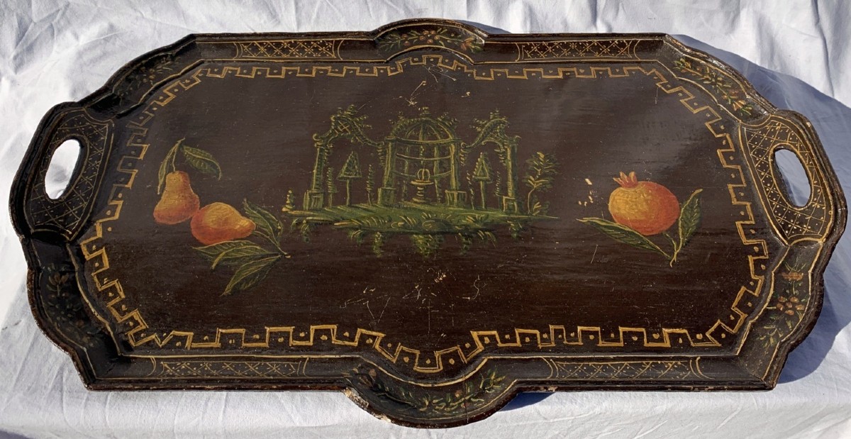 Vassoio in legno laccato e dipinto. Venezia, XVIII secolo.-photo-1