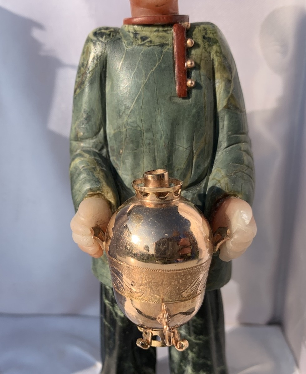 Scultura in marmi diversi e pietre dure - Giovane con samovar. Probabilmente Russia, XIX-XX sec-photo-1