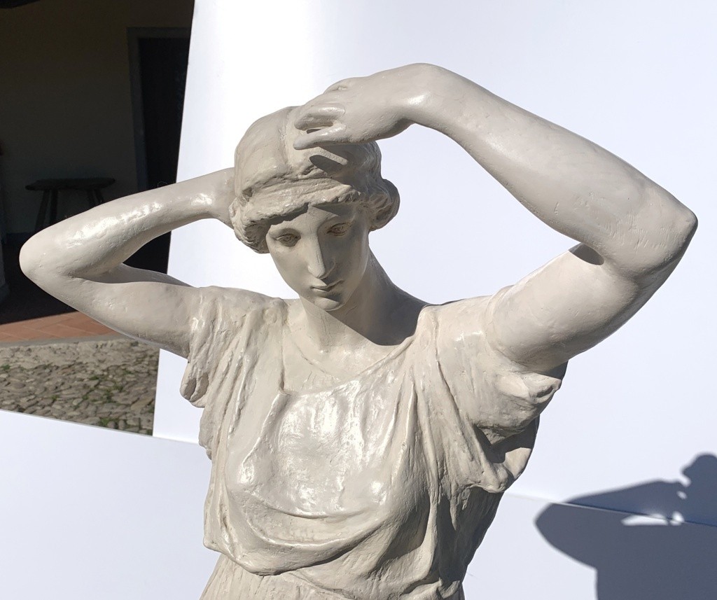 Coppia di sculture in scagliola - Figure romane. Manifattura Italiana, XIX secolo.-photo-1