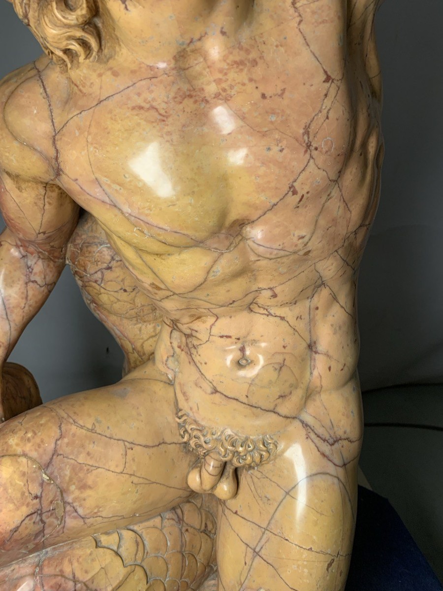 Coppia di sculture reggi-vaso in marmo giallo - Poseidone e Anfitrite. Italia, XIX-XX secolo.-photo-4