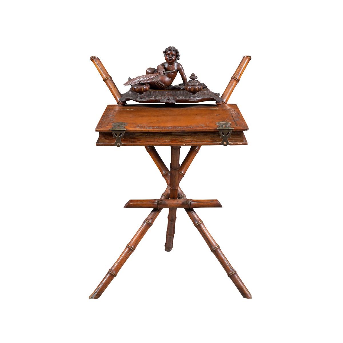 Tavolino scrittoio in legno - Bottega di Valentino Panciera Besarel. Venezia, XIX secolo.