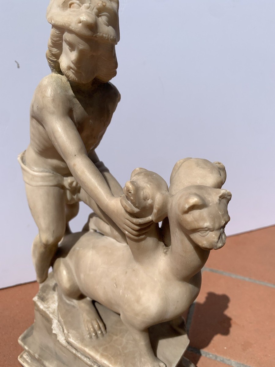 Scultura in alabastro - Ercole e Cerbero. Roma, XVII secolo.-photo-1