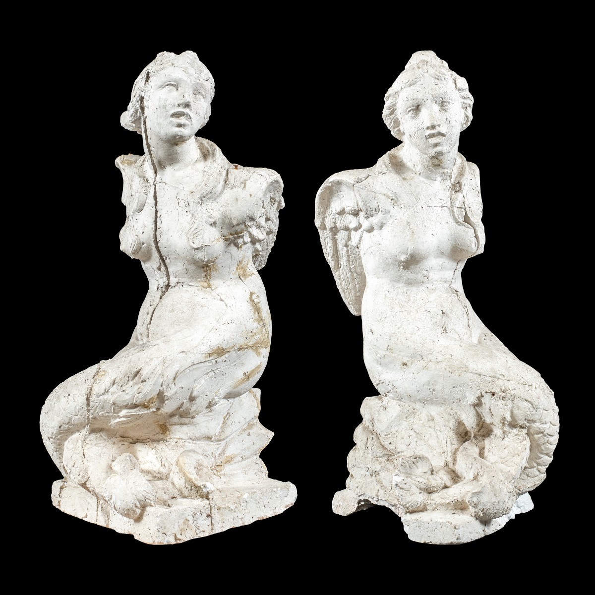 Coppia di sculture in scagliola - Sirene alate bicaudate. Italia, XVII secolo.-photo-2