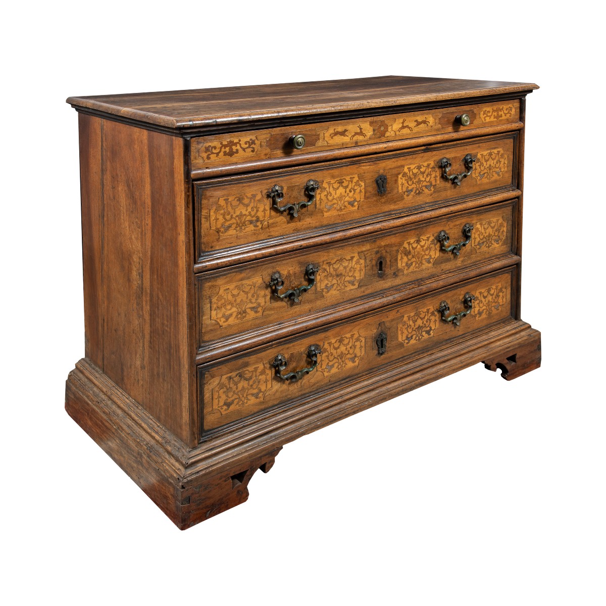 Cassettone in legno massello con intarsi a scene di caccia. Verona, XVII secolo.-photo-2