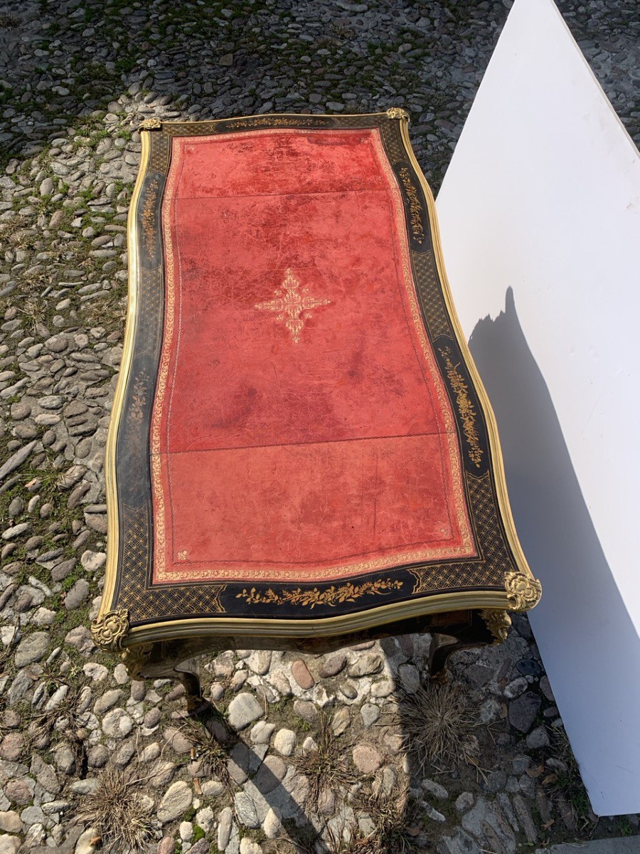 Scrivania Bureau Plat in legno laccato “a Chinoiserie” e applicazioni in bronzo dorato - XIX.-photo-4