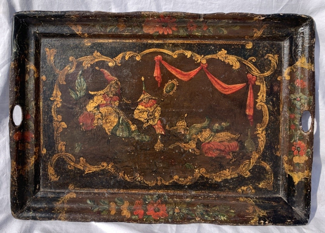 Vassoio in legno laccato e dipinto. Venezia, XVIII secolo.-photo-2