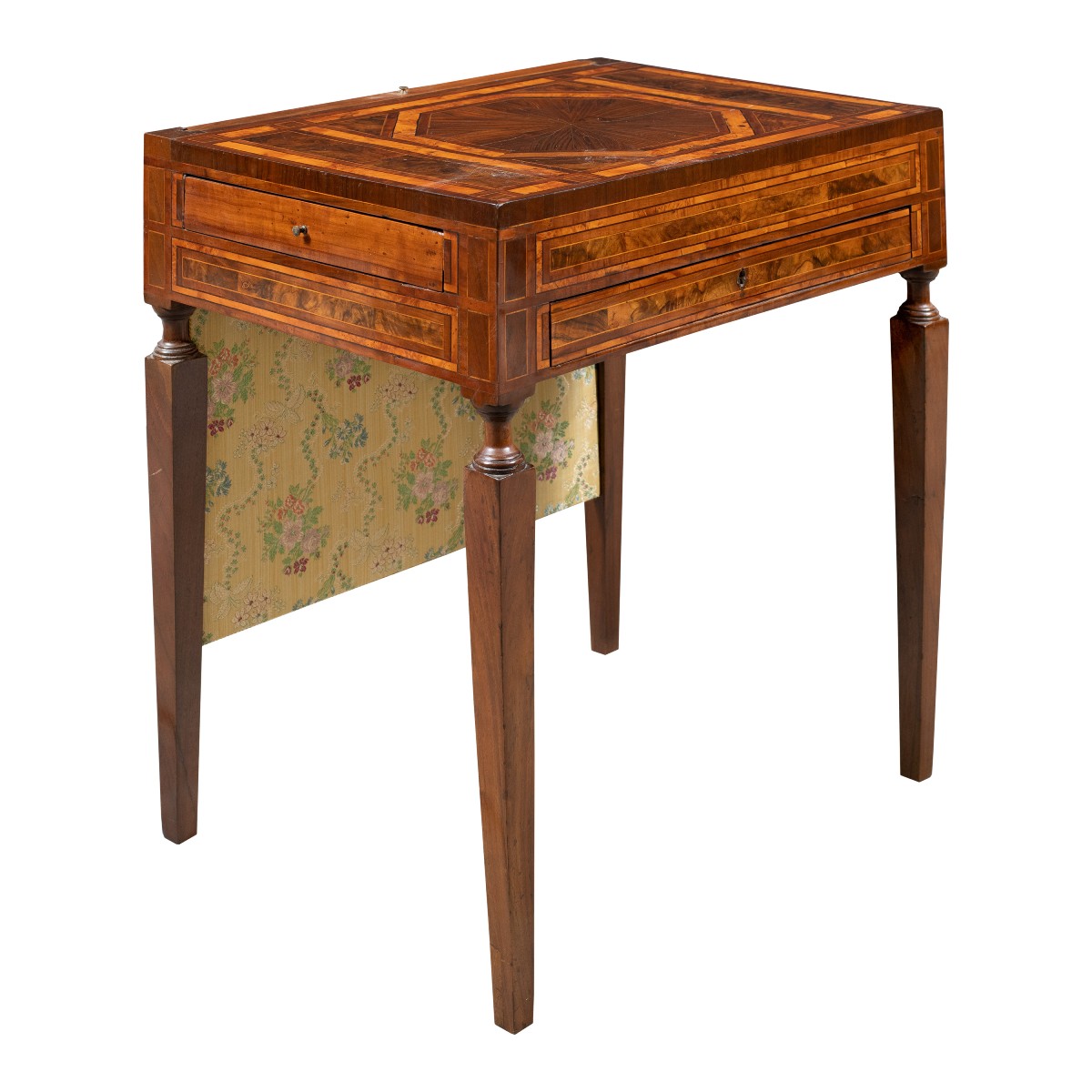 Tavolino scrittoio con separè estraibile. Emilia, fine XVIII secolo.