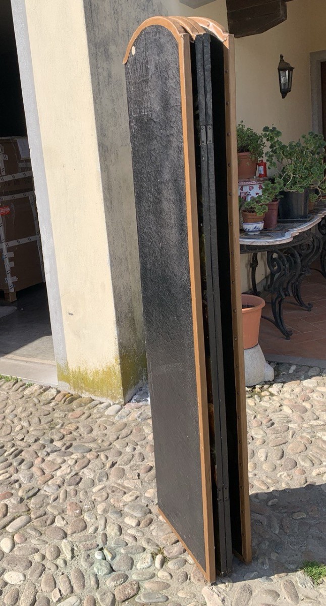 Paravento in cuoio dipinto. Italia, XIX secolo. -photo-3