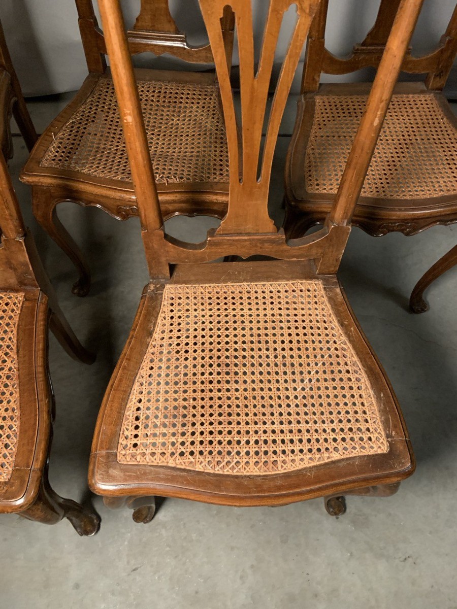 Sei sedie in legno di noce intagliato e traforato. Venezia, fine XIX secolo.-photo-3
