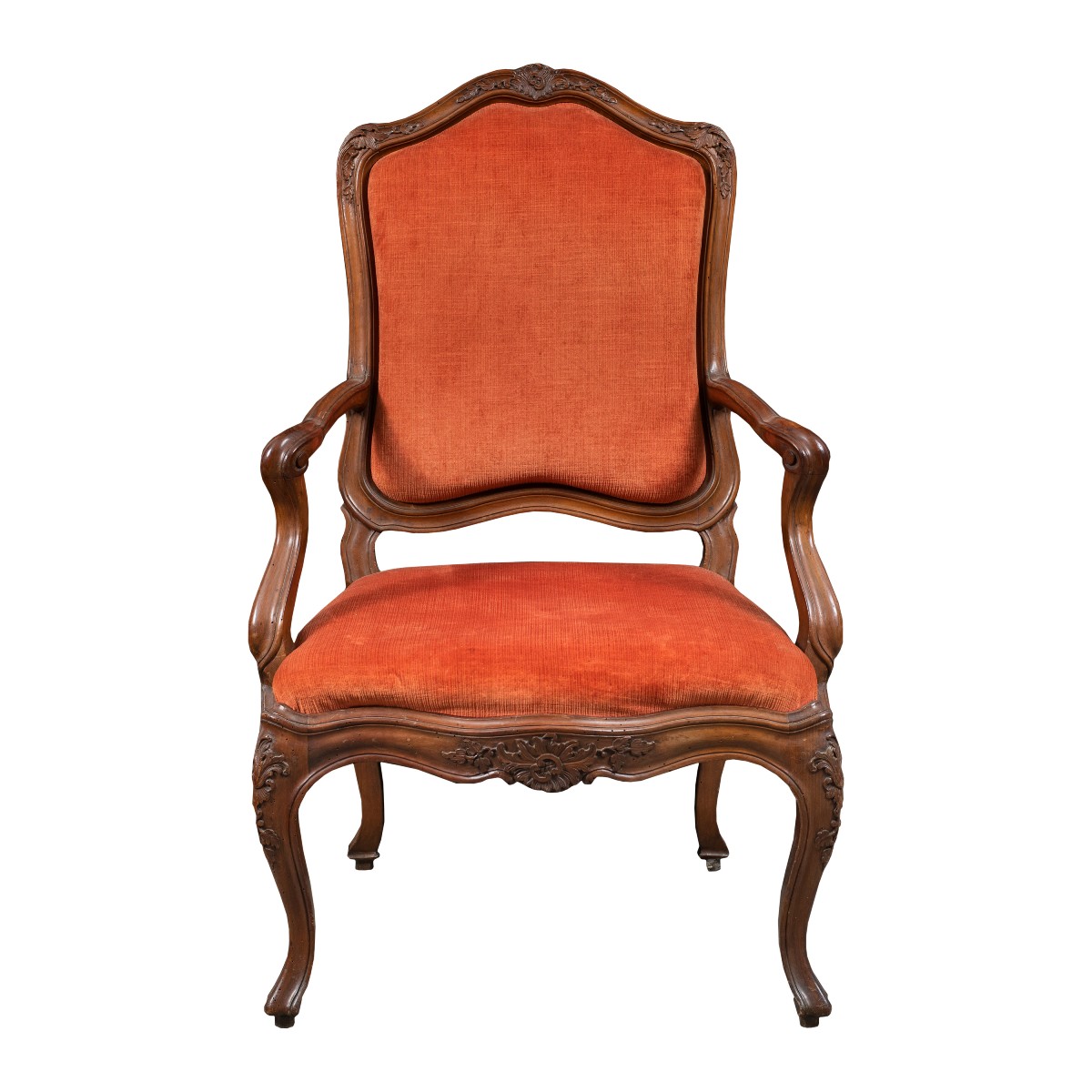 Poltrona in legno di noce intagliato. Genova, XVIII secolo.