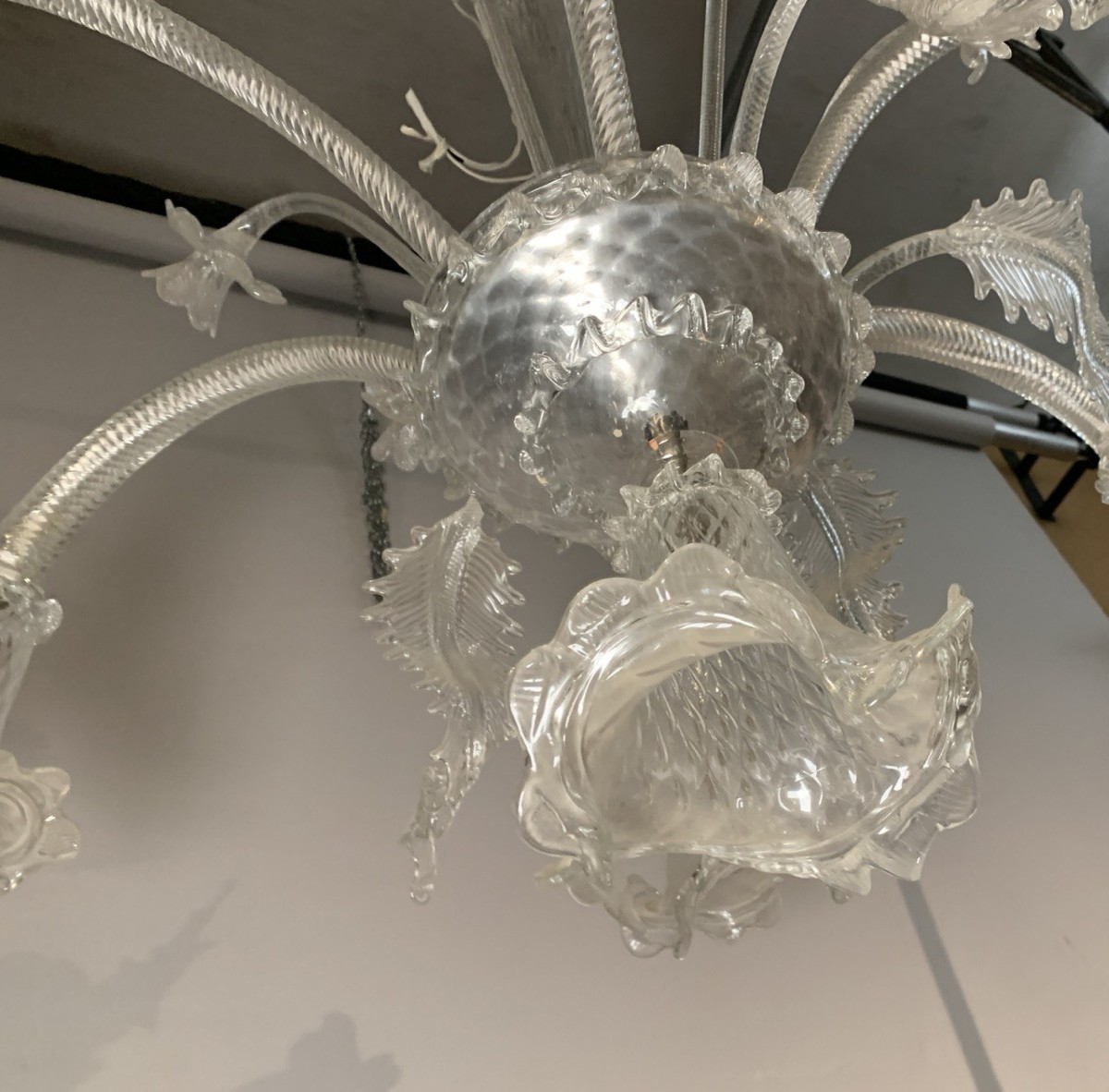 Lampadario "Ca' Venier" a sei luci in vetro soffiato di Murano. Italia, inizi XX secolo.-photo-2