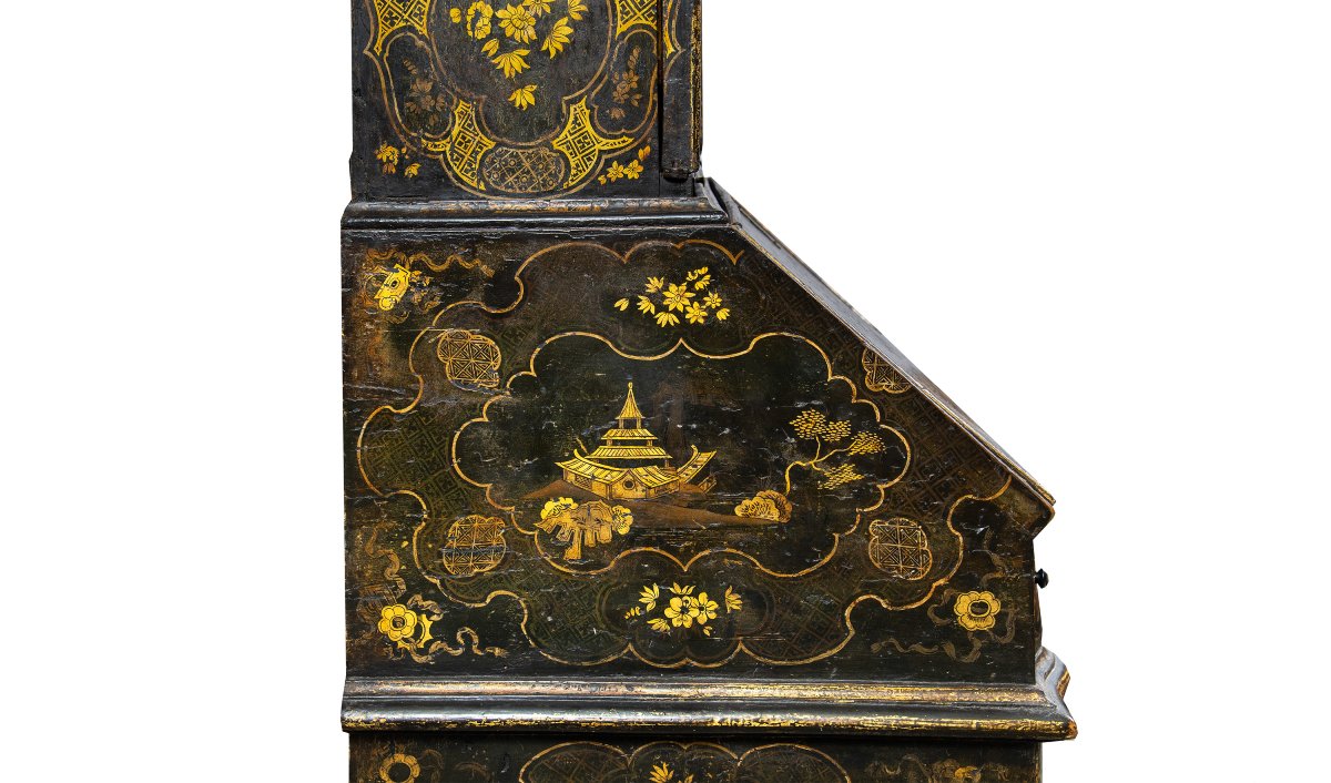 Trumeau a due corpi in legno laccato e dorato a chinoiseries. Venezia, prima metà XVIII secolo.-photo-3