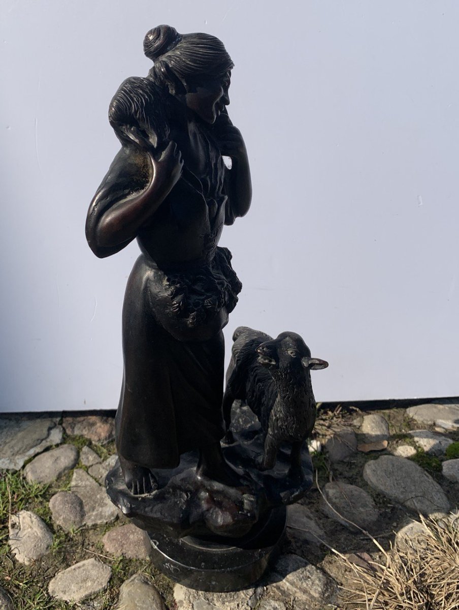 Scultore italiano (XIX secolo) - Pastorella con pecore.-photo-4