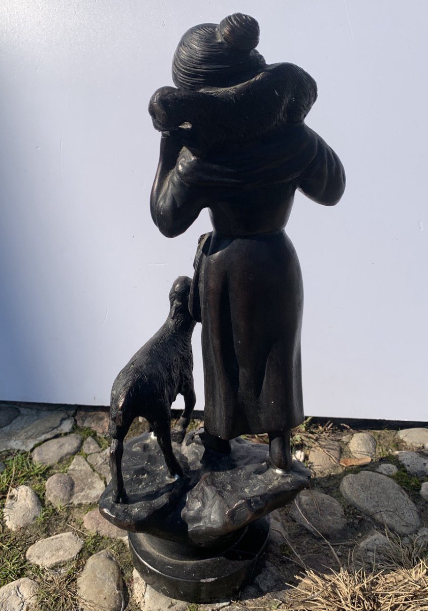 Scultore italiano (XIX secolo) - Pastorella con pecore.-photo-2
