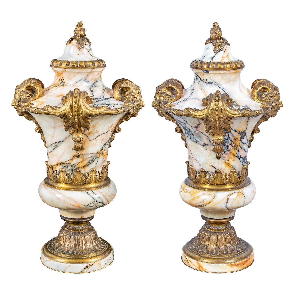 Coppia di vasi in marmo e bronzo dorato. Fonderia Susse Frères, Parigi, XIX secolo.-photo-2