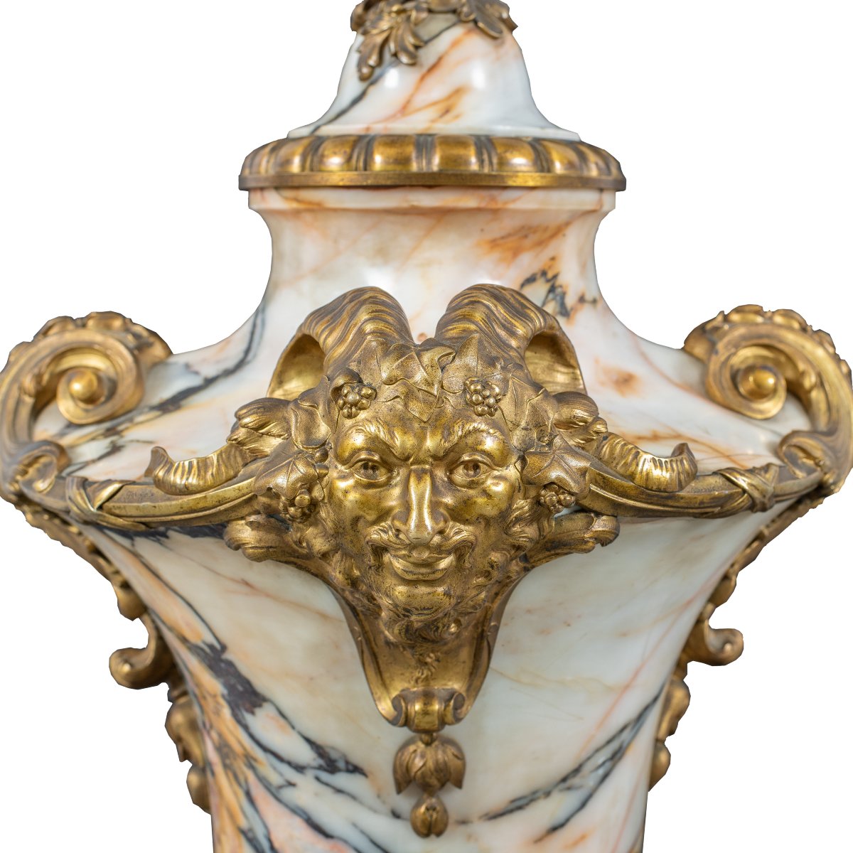 Coppia di vasi in marmo e bronzo dorato. Fonderia Susse Frères, Parigi, XIX secolo.-photo-3