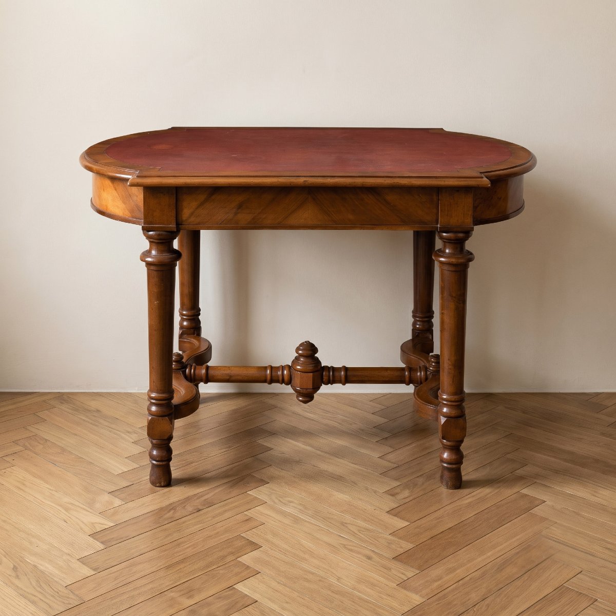 Tavolino lastronato in noce con piano in cuoio - Italia, XIX secolo.-photo-3