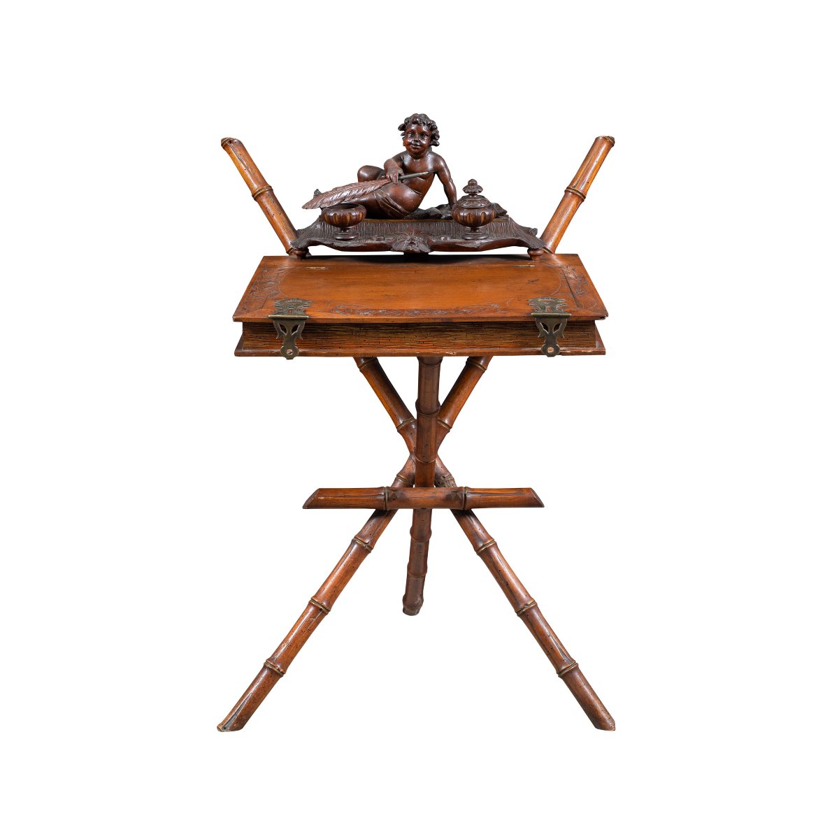 Bottega di Valentino Panciera Besarel - Tavolino scrittoio in legno intagliato - Venezia, XIX.