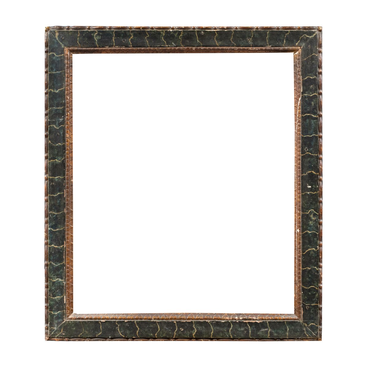 Cornice in legno intagliato, laccato e dipinto a finto marmo. Italia, XVII secolo.
